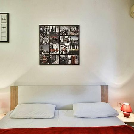 The Big Smile Apartments Пула Екстериор снимка